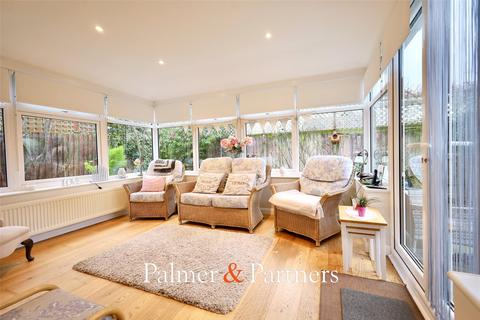 2 bedroom bungalow for sale, Colchester Road, Weeley, Clacton-on-Sea, Essex, CO16