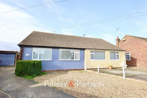 2 bedroom bungalow for sale, Eves Court, Harwich, Essex, CO12