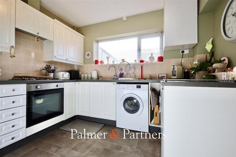 2 bedroom bungalow for sale, Eves Court, Harwich, Essex, CO12
