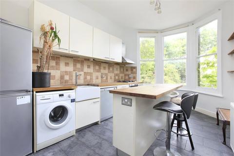 2 bedroom flat to rent, Carlton Mansions, London SW9