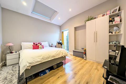 undefined, Durnsford Road, London