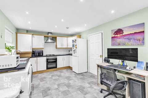 undefined, West Close, Bury