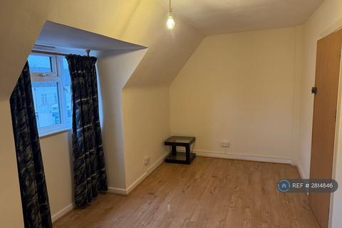 undefined, Tattenham Crescent, Epsom, KT18