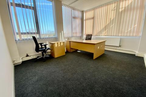 Property to rent - Bates Business Centre, Church Road