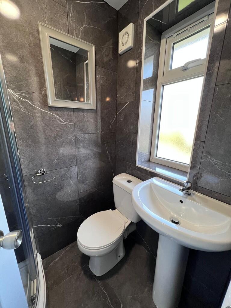 Ensuite bathroom