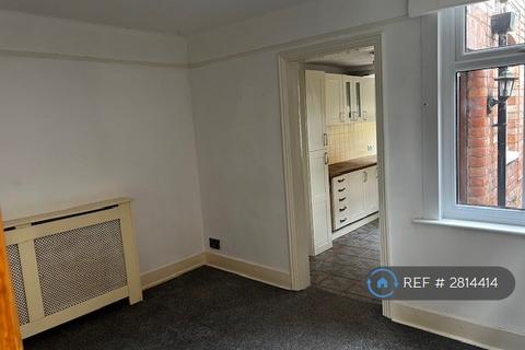 2 bedroom semi-detached house to rent, Limes Avenue, Melton Mowbray, LE13