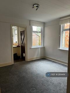 2 bedroom semi-detached house to rent, Limes Avenue, Melton Mowbray, LE13
