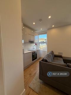 1 bedroom flat to rent, London, London, N12