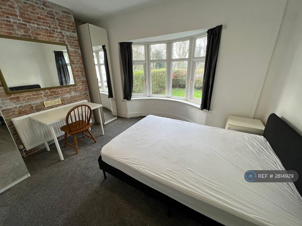Downstairs Bedroom 1