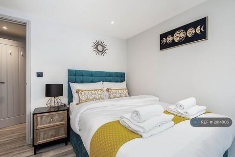 undefined, High Street, Cheltenham, GL50