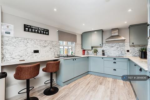 undefined, High Street, Cheltenham, GL50