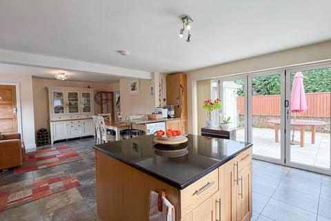 4 bedroom detached house for sale, School Road, Bristol BS36