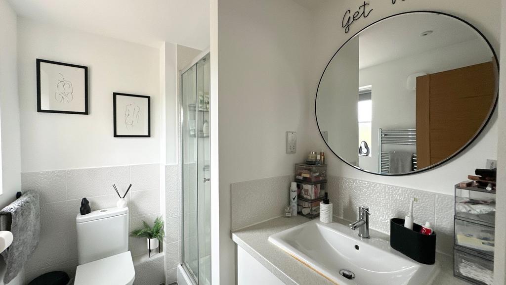 Ensuite