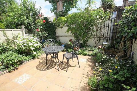 3 bedroom terraced house for sale, Clifford Road, Walthamstow