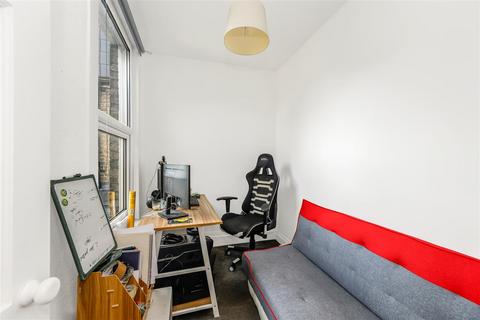 3 bedroom terraced house for sale, Clifford Road, Walthamstow