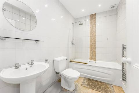 3 bedroom terraced house for sale, Clifford Road, Walthamstow
