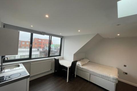undefined, Hassop Road, Cricklewood, London