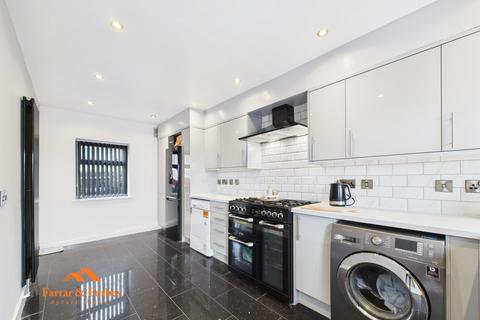 3 bedroom terraced house for sale, Birtwistle Avenue, Colne BB8