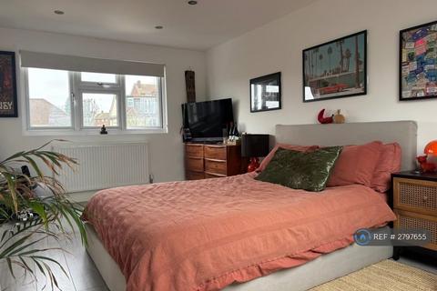 undefined, Rous Road, Buckhurst Hill, IG9