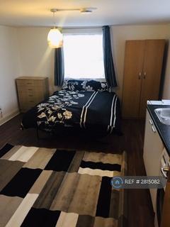 Studio to rent, St. Pauls Road, London, N17