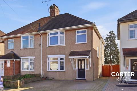 Balfour Road, Grays, RM17
