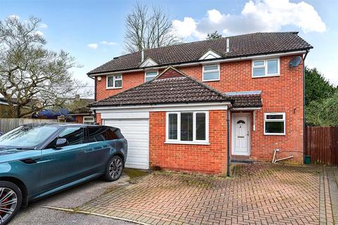 undefined, Coxmoor Close, Fleet GU52