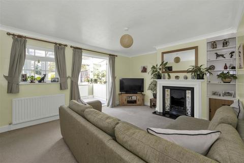 4 bedroom semi-detached house for sale, Kimpton Road, Blackmore End