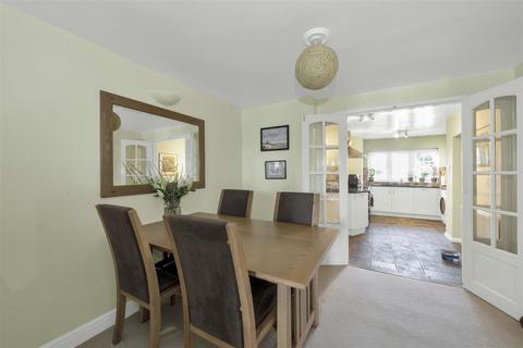 4 bedroom semi-detached house for sale, Kimpton Road, Blackmore End
