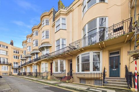 1 bedroom flat for sale, Bedford Square, Brighton, BN1 2PL
