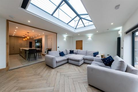 4 bedroom detached house for sale, Park Lane, Northwich CW8