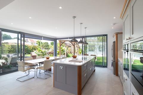 5 bedroom detached house for sale, Fort Road, St. Peter Port, Guernsey