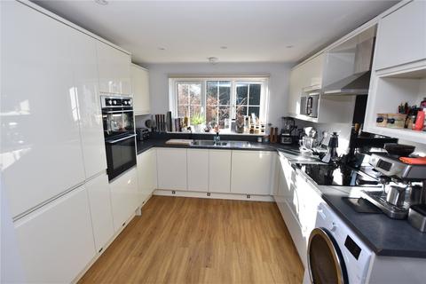 2 bedroom detached house for sale, Woodlands Road, Hampshire GU14