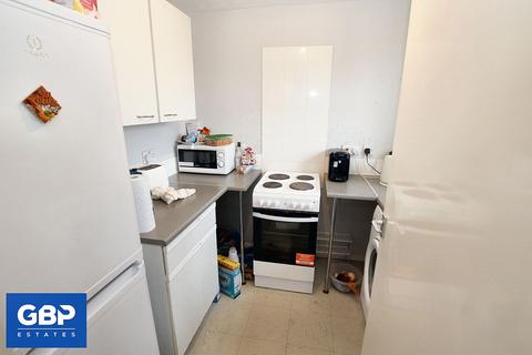 undefined, Regarth Avenue, Wells Court Regarth Avenue, RM1