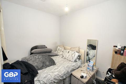 undefined, Regarth Avenue, Wells Court Regarth Avenue, RM1