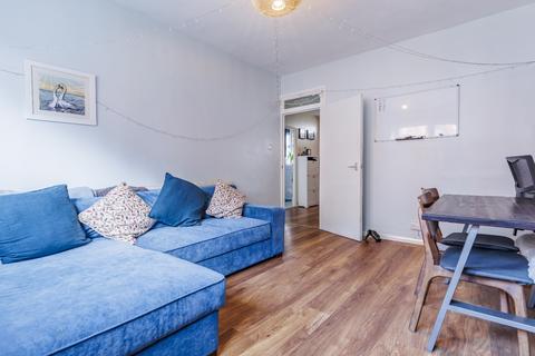 undefined, Rogers Estate, Globe Road, Bethnal Green, E2