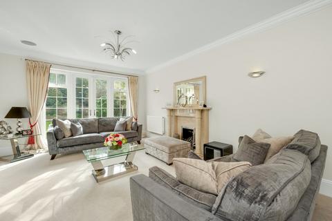 undefined, Jennings Close, Long Ditton, Surbiton, Surrey, KT6
