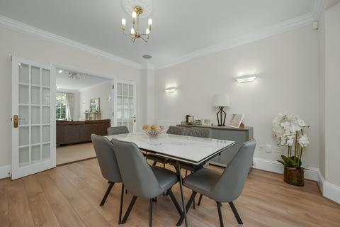 undefined, Jennings Close, Long Ditton, Surbiton, Surrey, KT6
