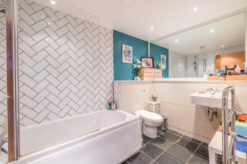 1 bedroom flat for sale, St. James Barton, City Centre