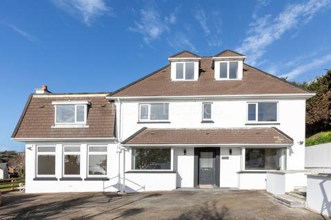 6 bedroom detached house to rent, Amador