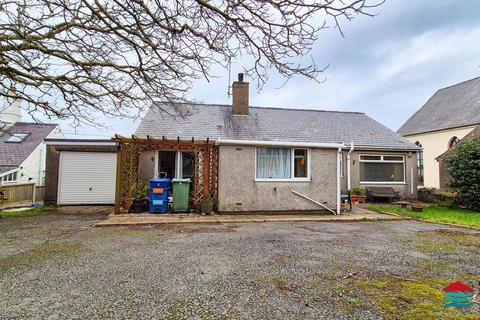 2 bedroom detached bungalow for sale, Morfa Nefyn, Pwllheli, LL53