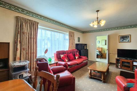 2 bedroom detached bungalow for sale, Morfa Nefyn, Pwllheli, LL53