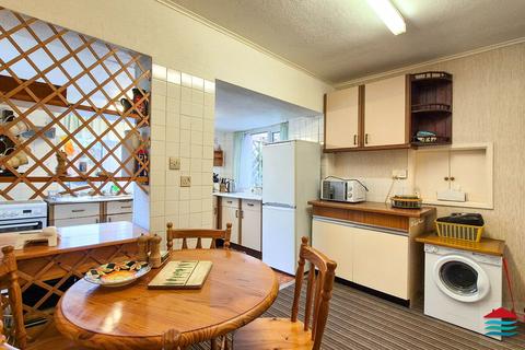 2 bedroom detached bungalow for sale, Morfa Nefyn, Pwllheli, LL53