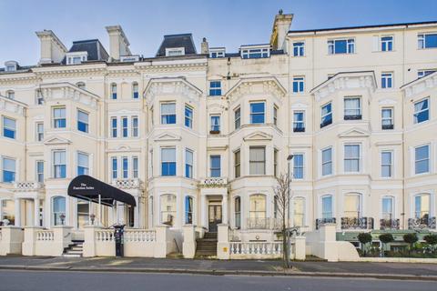 2 bedroom apartment for sale, Clifton Gardens, Kent CT20