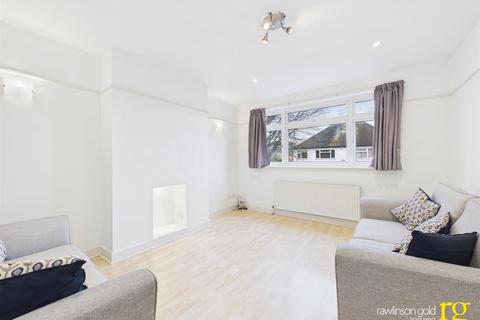 2 bedroom flat for sale, Holwell Place, Pinner