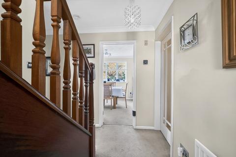 4 bedroom detached house for sale, Normandy Way, Bletchley, Milton Keynes, MK3