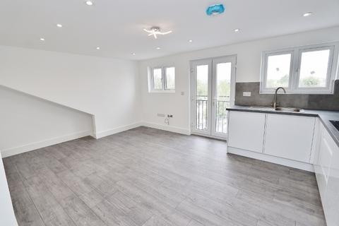 1 bedroom apartment to rent, Collier Row Road, Essex, RM5