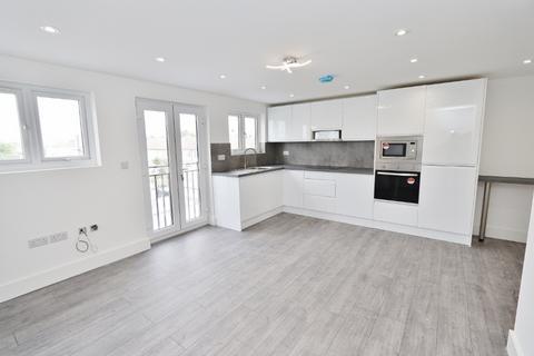 1 bedroom apartment to rent, Collier Row Road, Essex, RM5