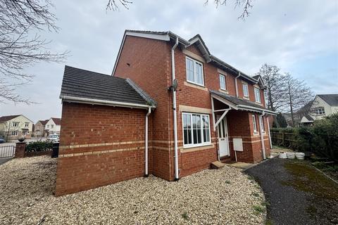3 bedroom semi-detached house to rent, The Shaulders, Somerset TA2