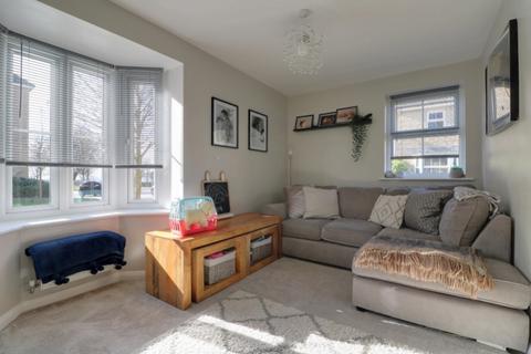 3 bedroom end of terrace house for sale, Springfield Court, Roberttown, Liversedge, West Yorkshire, WF15