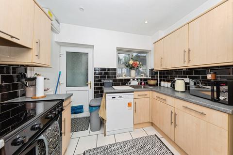 3 bedroom end of terrace house for sale, Bro Myrddin, Carmarthenshire SA31